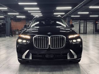 2023 BMW X7 40i I (G07) Рестайлинг, чёрный, 13920000 рублей, вид 3