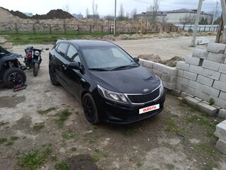 2013 Kia Rio III, чёрный, 690000 рублей, вид 2