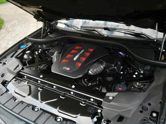 2023 BMW X5 M Competition III (F95) Рестайлинг, чёрный - вид 27
