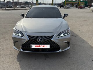 2020 Lexus ES 300h VII, серый, 4800000 рублей, вид 1