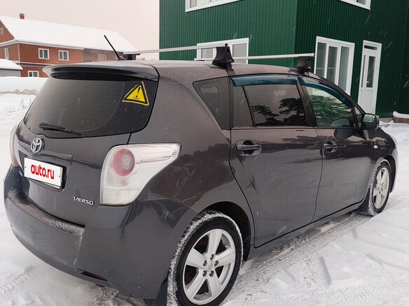 2009 Toyota Verso I, серый, 850000 рублей - вид 3