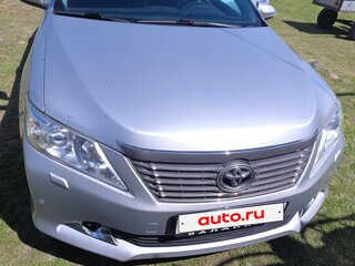2012 Toyota Camry VII (XV50), серебристый, 1600000 рублей, вид 1