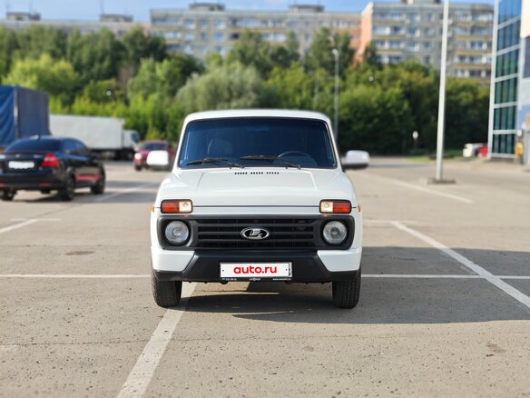 2019 Lada (ВАЗ) 2121 (4x4) I Рестайлинг, белый, 599000 рублей - вид 2