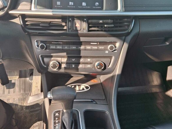 2018 Kia Optima IV Рестайлинг, серый, 1470000 рублей - вид 12