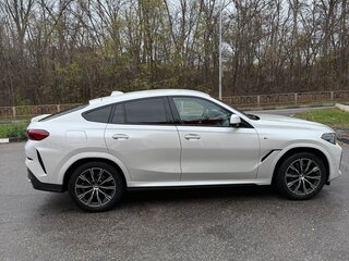 2022 BMW X6 30d III (G06), белый, 9900000 рублей, вид 5