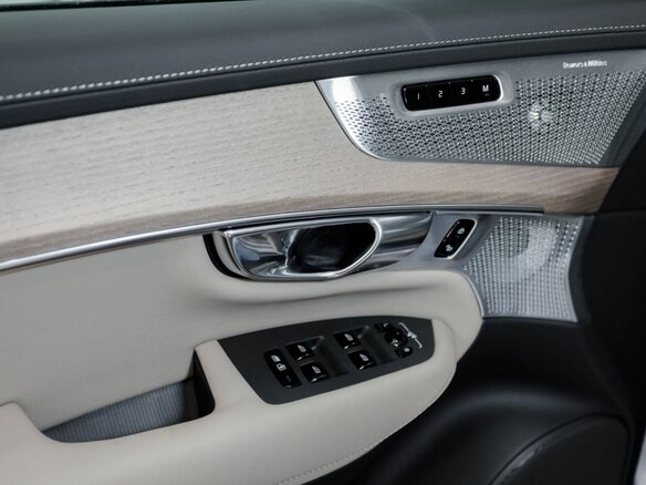 2026 Volvo XC90 B6 II Рестайлинг 2, серый - вид 16