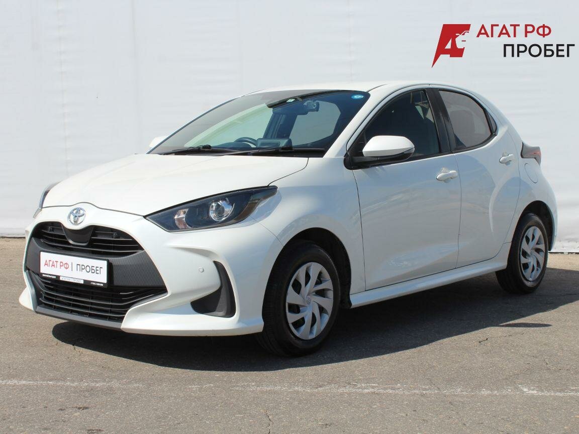 Открыть фотографии: Toyota Yaris IV