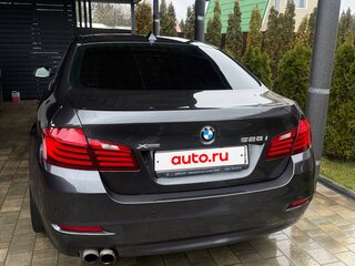 2014 BMW 5 серии 528i xDrive VI (F10/F11/F07) Рестайлинг, серый, 1950000 рублей, вид 3