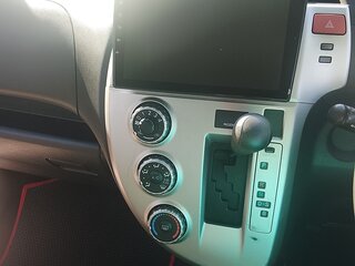 2009 Toyota Ractis I, красный, 620000 рублей, вид 5