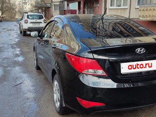 2014 Hyundai Solaris I Рестайлинг, чёрный, 530000 рублей, вид 4