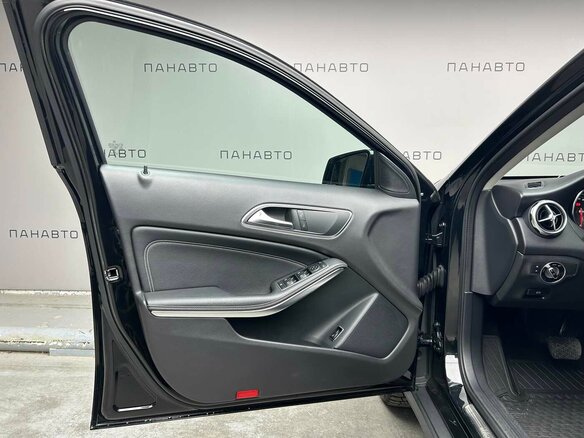 2019 Mercedes-Benz GLA 250 I (X156) Рестайлинг, чёрный, 2925000 рублей - вид 4