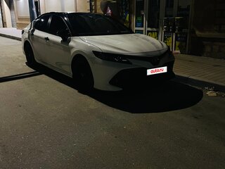 2019 Toyota Camry VIII (XV70), белый, 2150000 рублей, вид 2