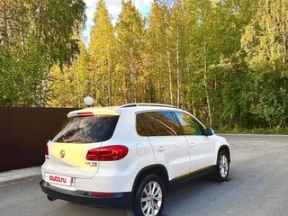 2011 Volkswagen Tiguan I Рестайлинг, белый, 1350000 рублей, вид 3
