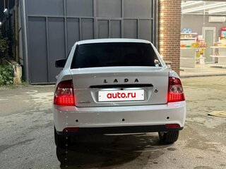 2015 Lada (ВАЗ) Priora I Рестайлинг, белый, 670000 рублей, вид 3