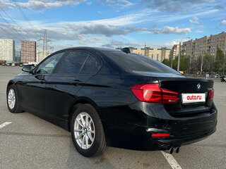 2017 BMW 3 серии 320i VI (F3x) Рестайлинг, чёрный, 1950000 рублей, вид 3