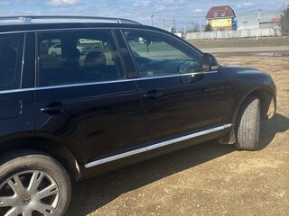2007 Volkswagen Touareg I Рестайлинг, чёрный, 1050000 рублей, вид 5