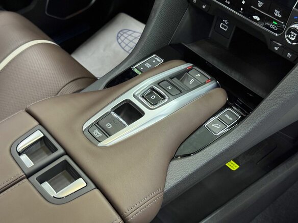 2025 Honda UR-V I Рестайлинг 2, чёрный, 5749000 рублей - вид 13