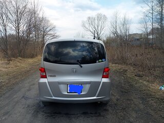 2011 Honda Freed I, серебристый, 1200000 рублей, вид 3