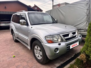 2006 Mitsubishi Pajero III Рестайлинг, серебристый, 1250000 рублей, вид 1