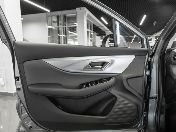 2025 BAIC U5 Plus, серый, 2040000 рублей - вид 17