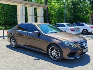 2014 Mercedes-Benz E-Класс 200 IV (W212, S212, C207) Рестайлинг, коричневый, 2300000 рублей, вид 2