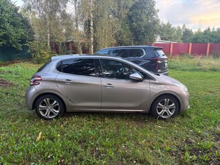 2013 Peugeot 208 I, розовый, 650000 рублей, вид 4