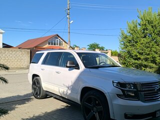 2016 Chevrolet Tahoe IV, белый, 2700000 рублей, вид 2