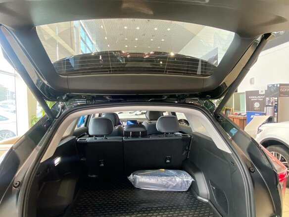 2026 Geely Atlas II, зелёный, 3449990 рублей - вид 4