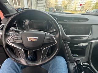 2020 Cadillac XT5 I Рестайлинг, синий, 3000000 рублей, вид 5