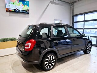2025 Lada (ВАЗ) Granta Cross I Рестайлинг, чёрный, 1397000 рублей, вид 2