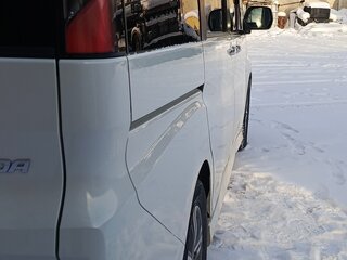 2016 Honda Stepwgn Spada V, белый, 1850000 рублей, вид 4
