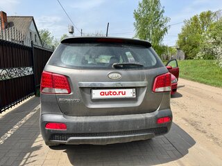 2011 Kia Sorento II, серебристый, 1200000 рублей, вид 3