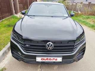 2021 Volkswagen Touareg III, чёрный, 6645000 рублей, вид 5