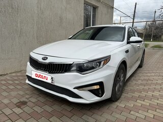 2019 Kia Optima IV Рестайлинг, белый, 2200000 рублей, вид 1