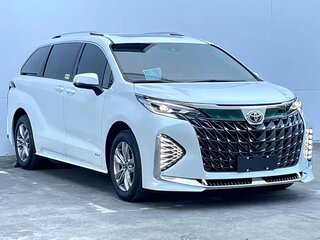 2024 Toyota Sienna IV, белый, 6900000 рублей, вид 2