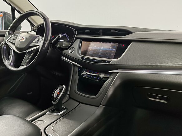 2017 Cadillac XT5 I, серый, 2219000 рублей - вид 20
