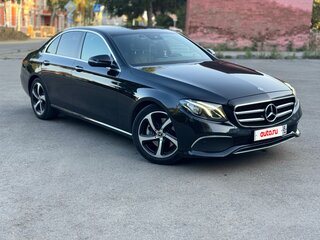 2020 Mercedes-Benz E-Класс 250 V (W213, S213, C238) Рестайлинг, чёрный, 3560000 рублей, вид 1