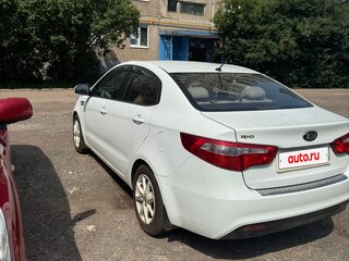 2015 Kia Rio 6-speed III, белый, 881000 рублей, вид 5
