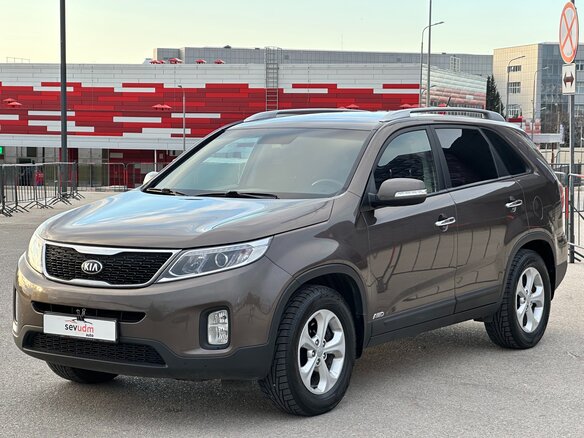 2018 Kia Sorento II Рестайлинг, бежевый, 2097000 рублей - вид 8