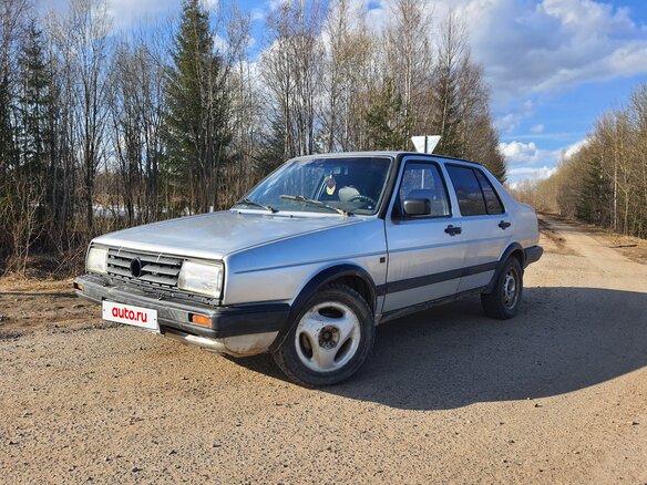 1987 Volkswagen Jetta II, серебристый, 80000 рублей - вид 1