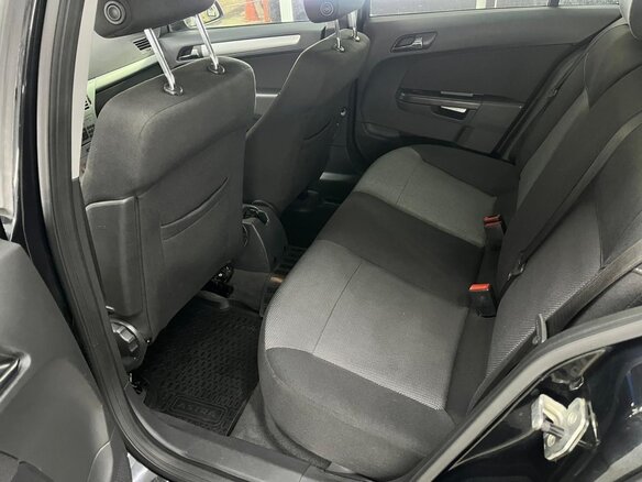 2014 Opel Astra H Рестайлинг, чёрный, 525000 рублей - вид 12