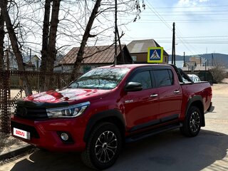 2017 Toyota Hilux VIII, красный, 3950000 рублей, вид 2