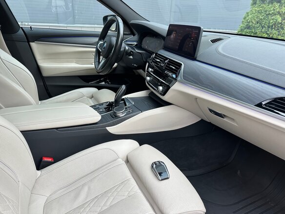 2020 BMW 6 серии Gran Turismo 630d xDrive IV (G32) Рестайлинг, серый, 7100000 рублей - вид 10