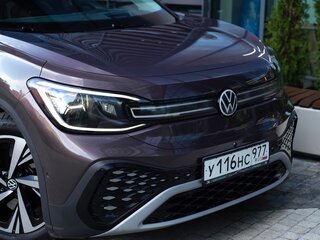 2022 Volkswagen ID.6 Crozz, коричневый, 3800000 рублей, вид 3