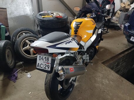 2000 Honda CBR 929RR Fireblade, жёлтый, 500000 рублей, вид 3