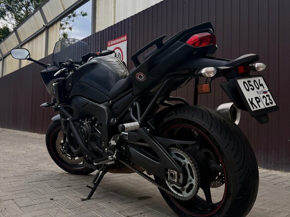 2015 Yamaha FZ8, чёрный, 650000 рублей