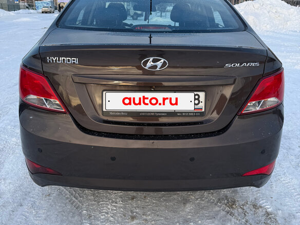 2015 Hyundai Solaris I Рестайлинг, коричневый, 850000 рублей - вид 9