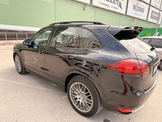 2013 Porsche Cayenne S II (958), чёрный, 2900000 рублей, вид 3