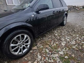 2009 Opel Astra H Рестайлинг, чёрный, 550000 рублей, вид 4
