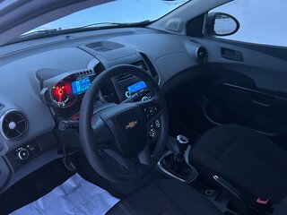2013 Chevrolet Aveo II, серый, 700000 рублей, вид 5